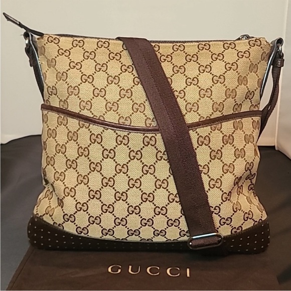 Gucci Handbags - EXCELLENT CONDITION! Authentic Gucci Messenger Crossbody Shoulder Bag Tote Purse
